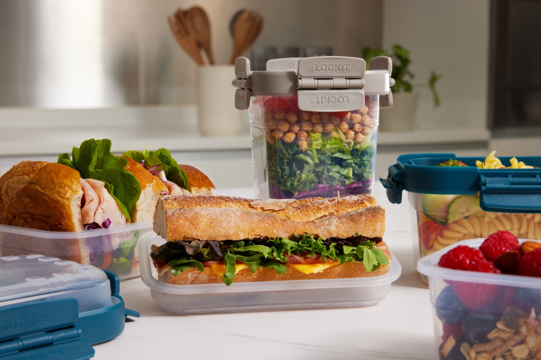LOCKIT container prepared for an office lunch